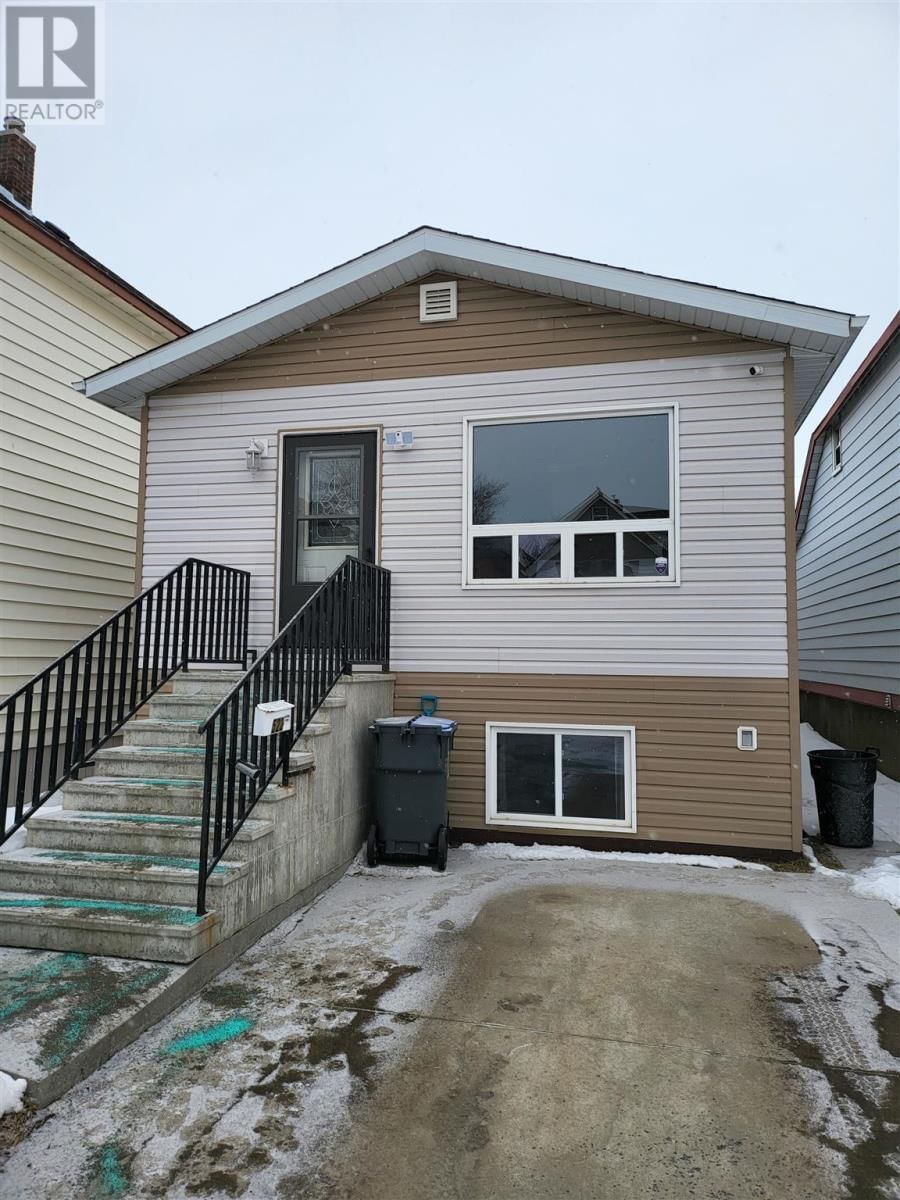 522 Mcintosh St THUNDER BAY, Ontario