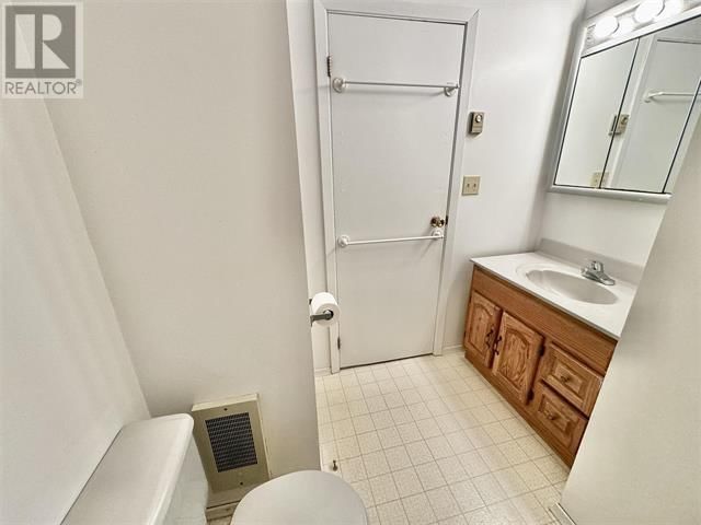 34 LAVERENDRYE CRES Image 15