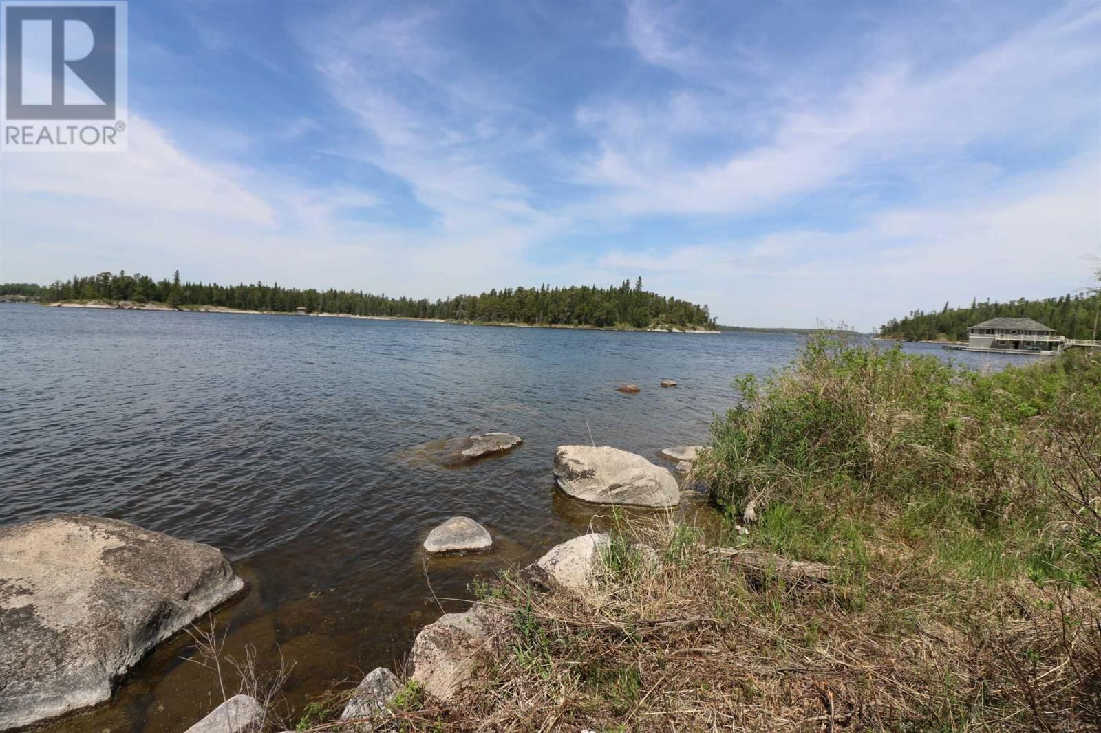 23R-14679 LITTLE SAND LAKE Image 18