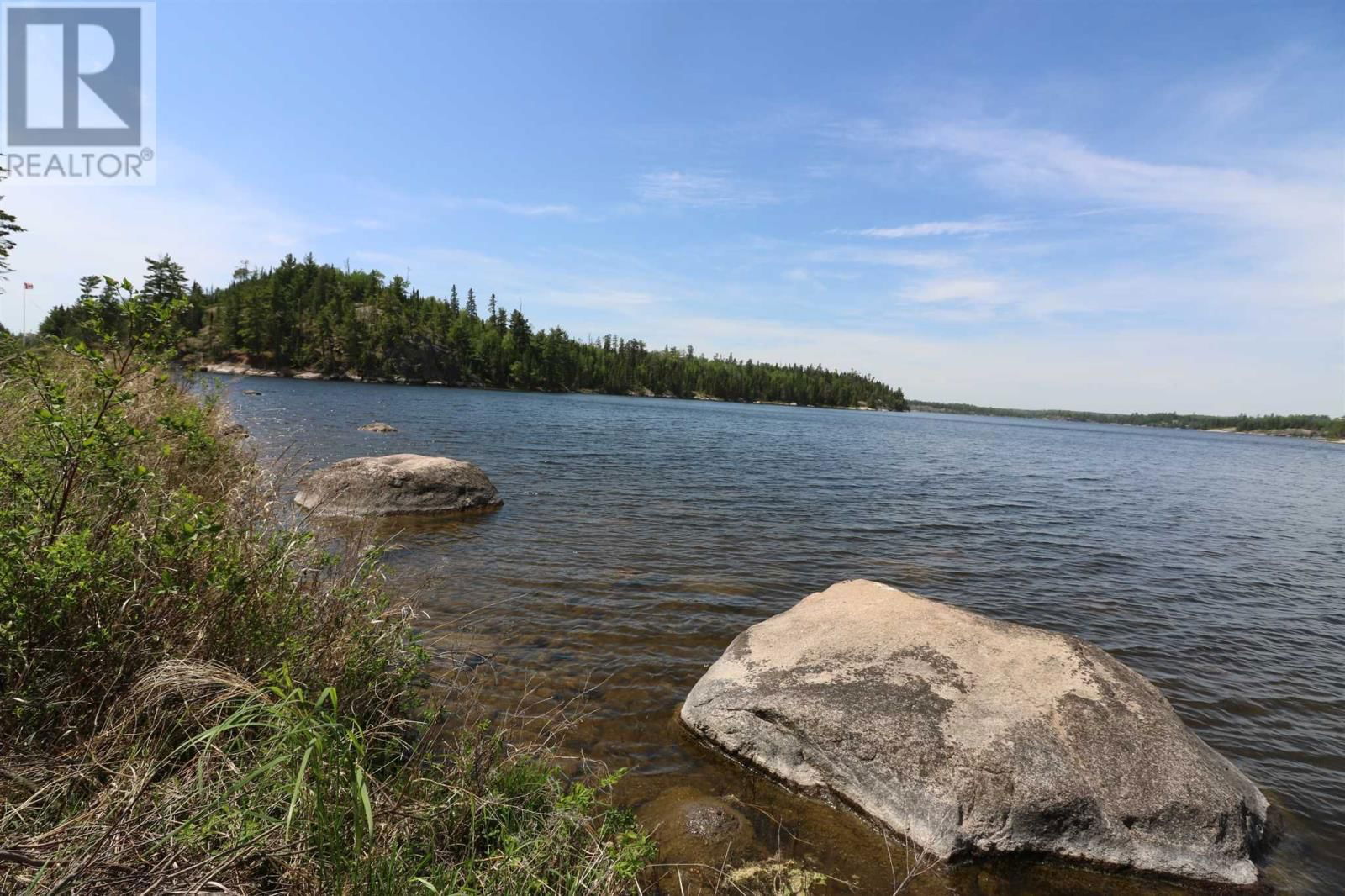 23R-14679 LITTLE SAND LAKE Image 20