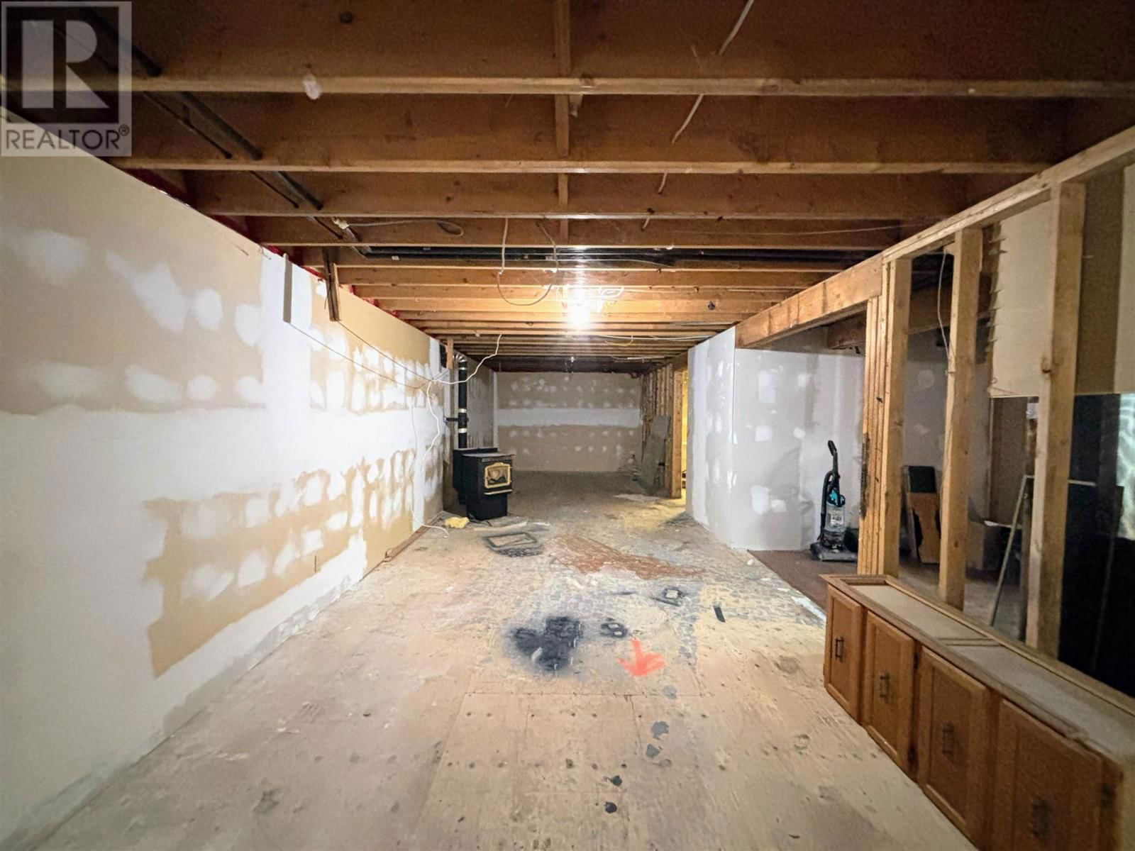 4 NUGGET ST Image 36