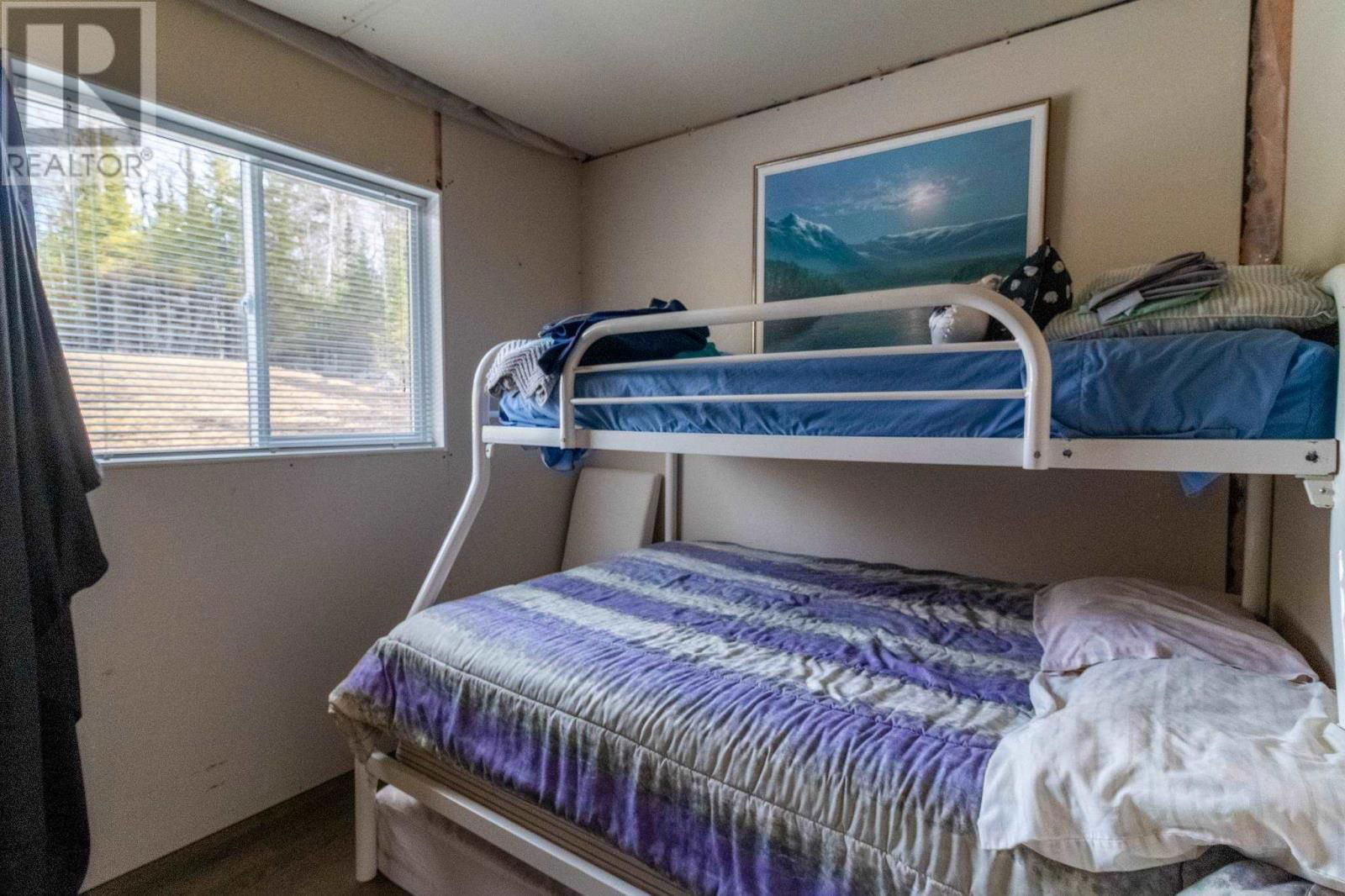 110 POPLAR BAY RD Image 18