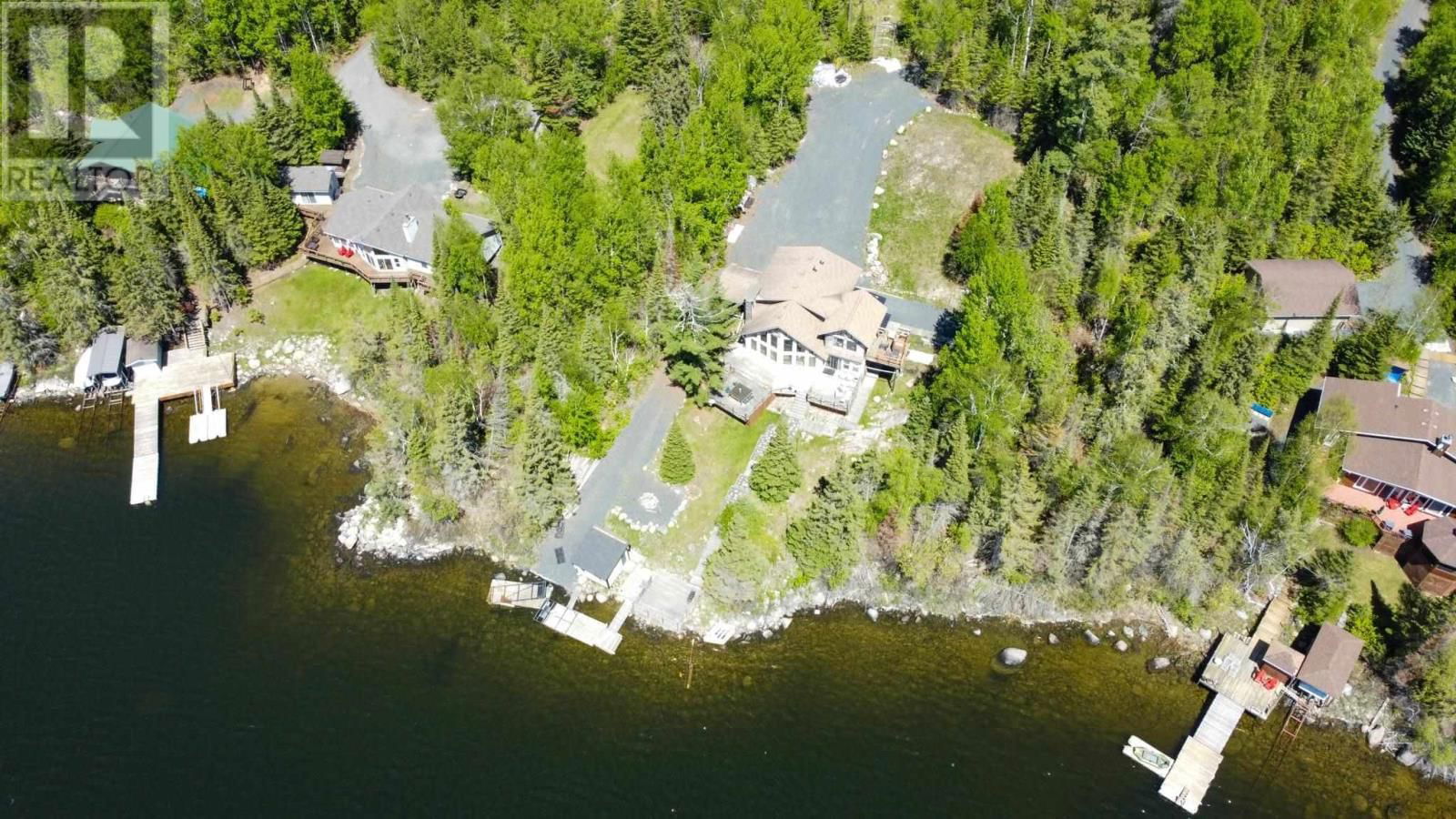 110 POPLAR BAY RD Image 35