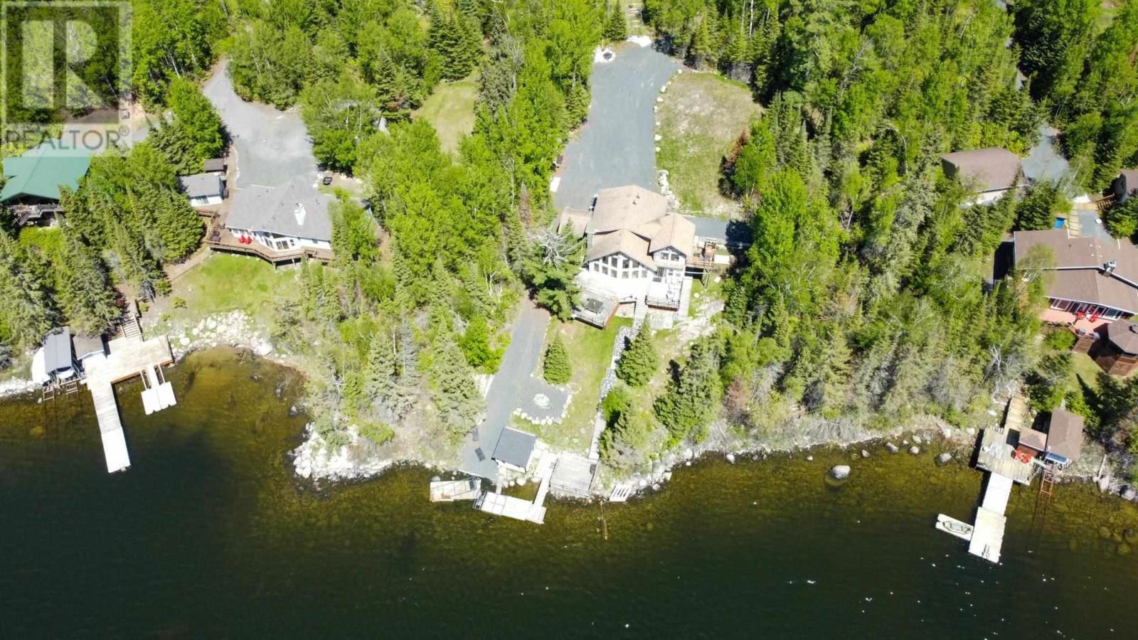 110 POPLAR BAY RD Image 36