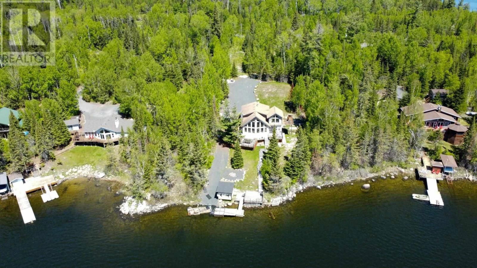 110 POPLAR BAY RD Image 38