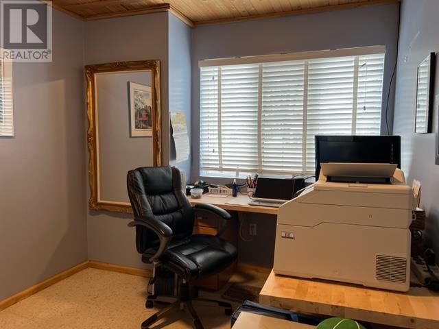 100 QUEEN ST Image 27