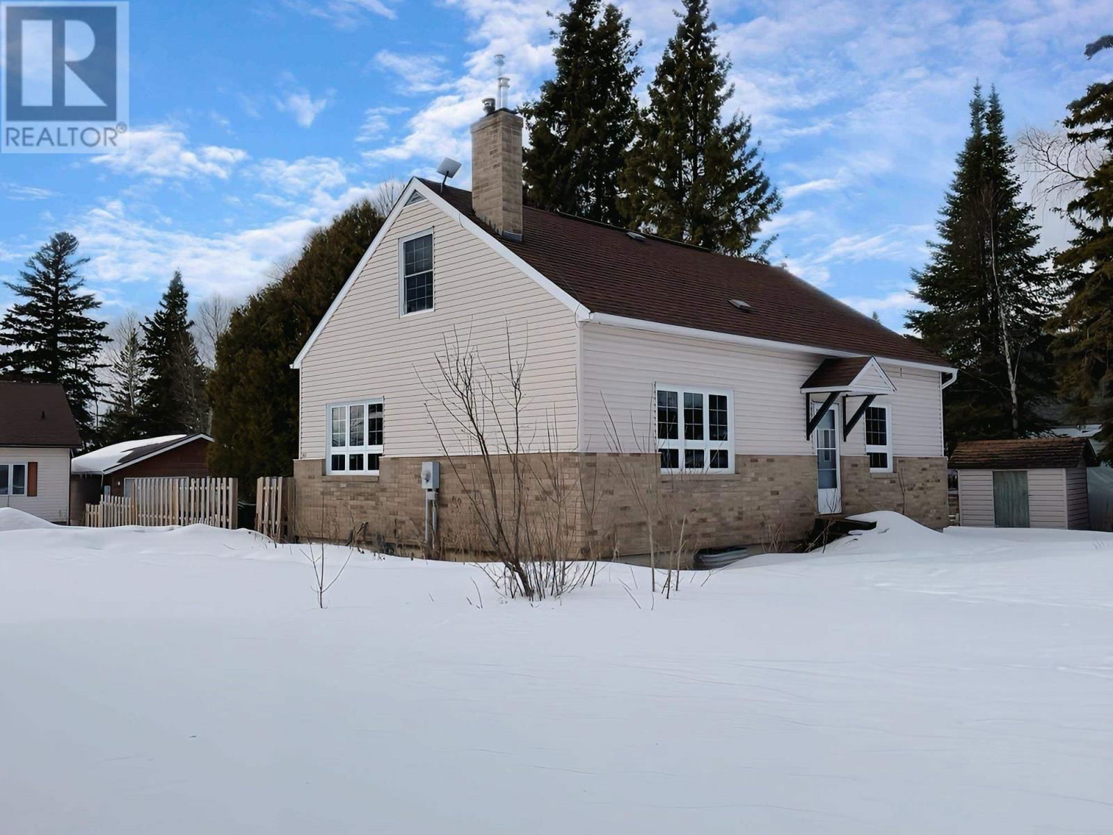 102 PARK DR Image 2