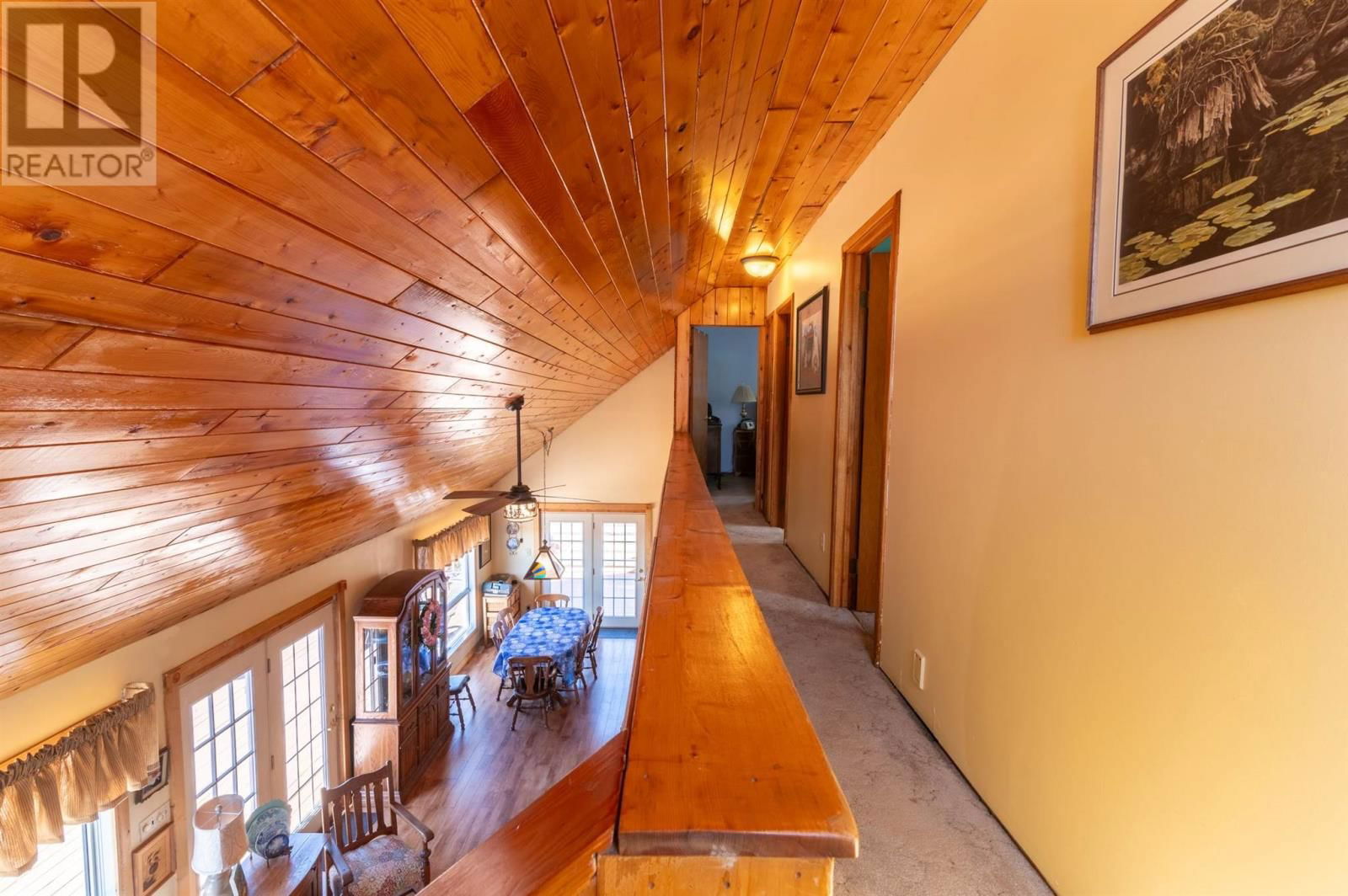 402 BIRCHGROVE RD Image 24