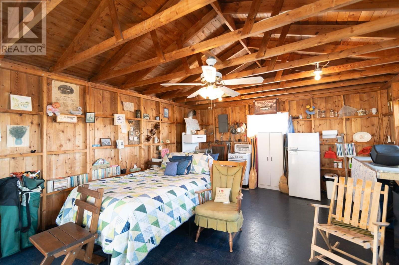 402 BIRCHGROVE RD Image 32