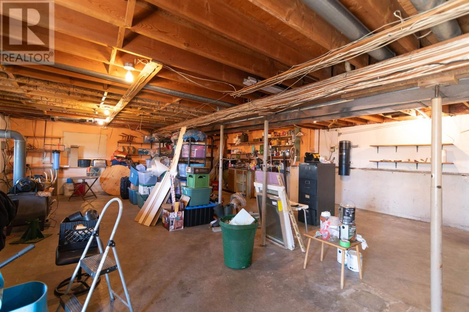 402 BIRCHGROVE RD Image 45