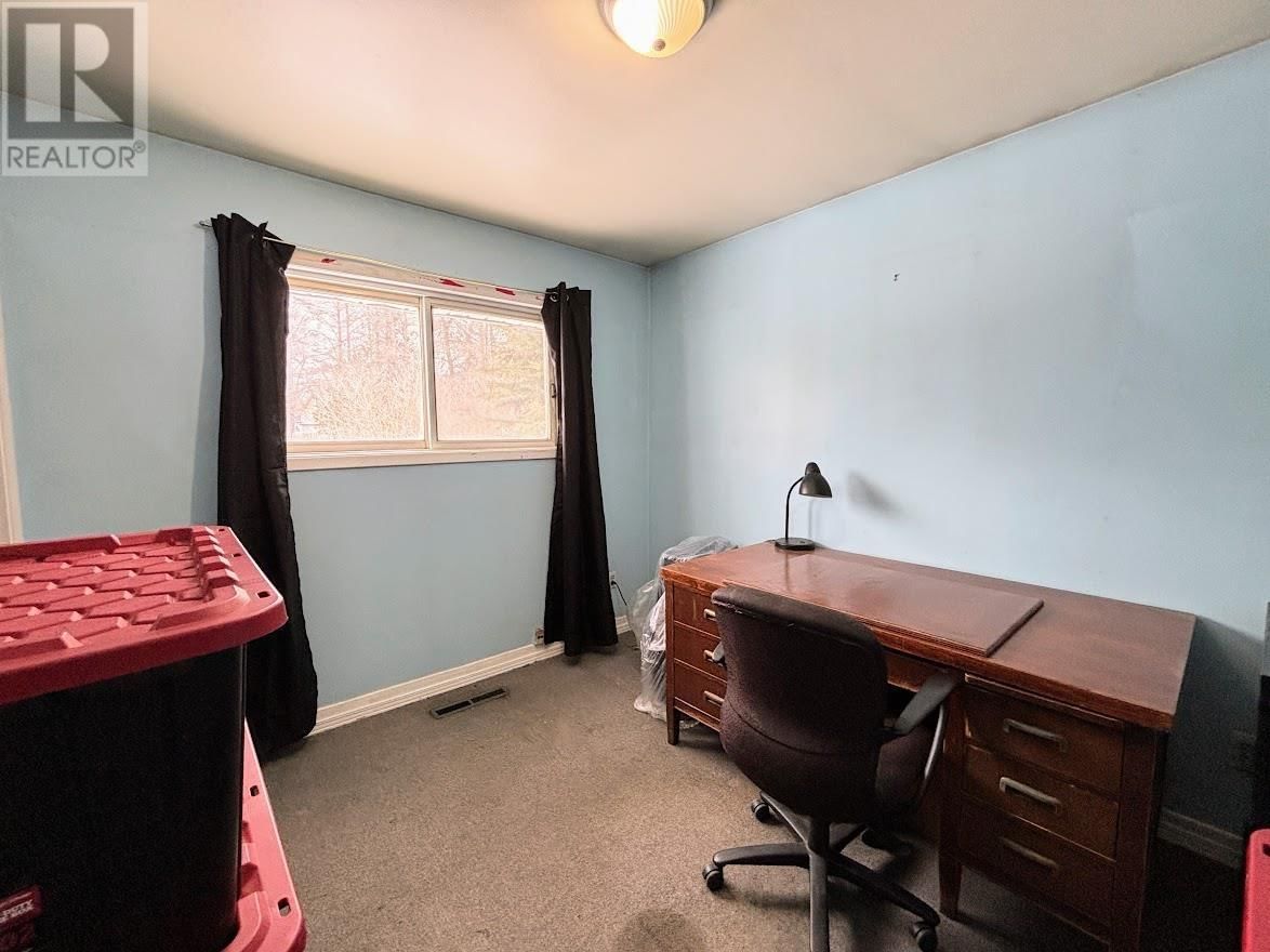 68 NEEBIG AVE Image 16