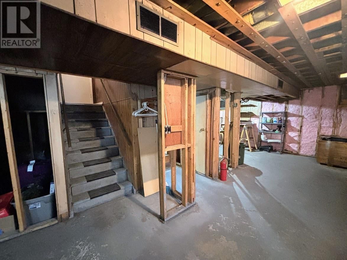 68 NEEBIG AVE Image 25