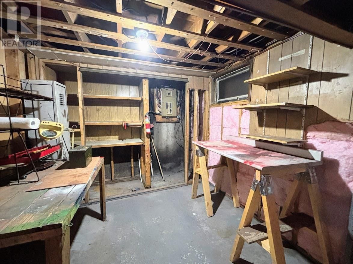 68 NEEBIG AVE Image 27