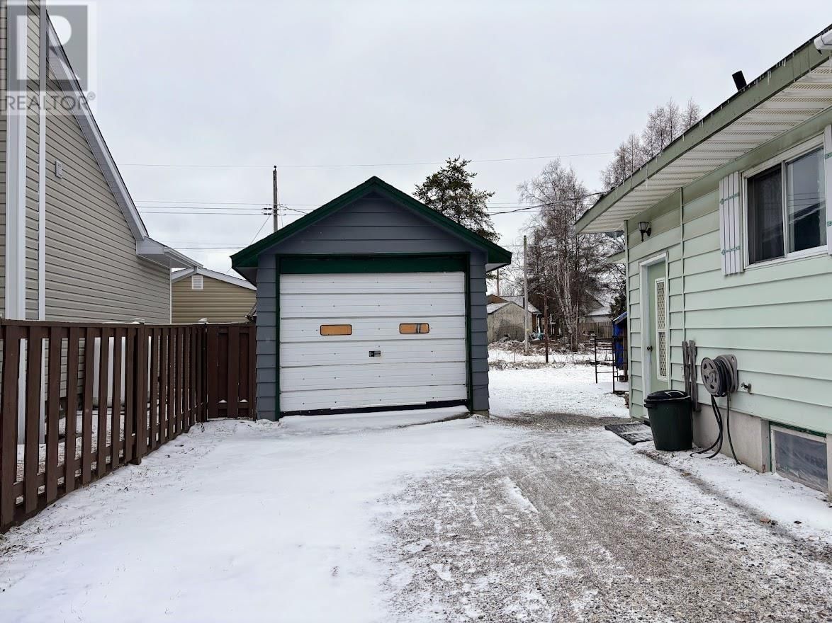 68 NEEBIG AVE Image 33