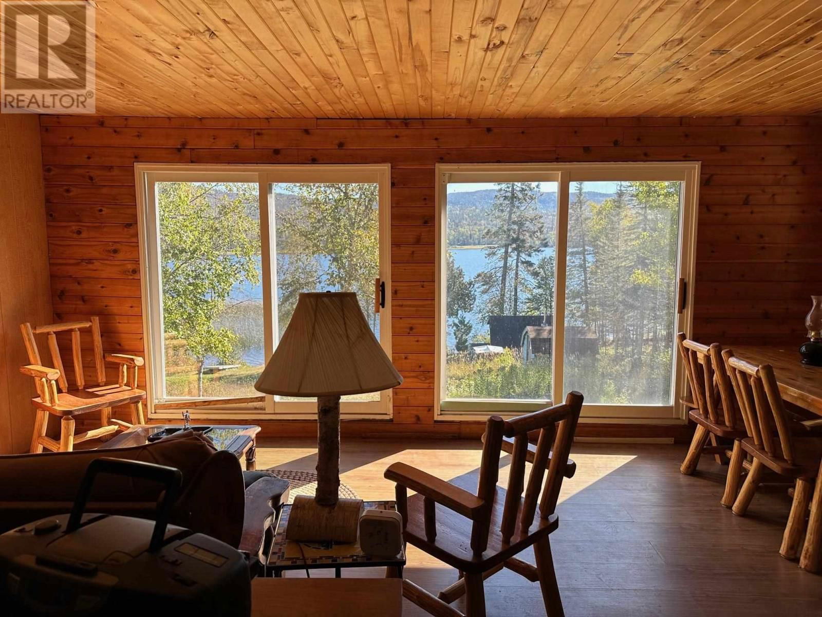9 LAKE RD Image 18