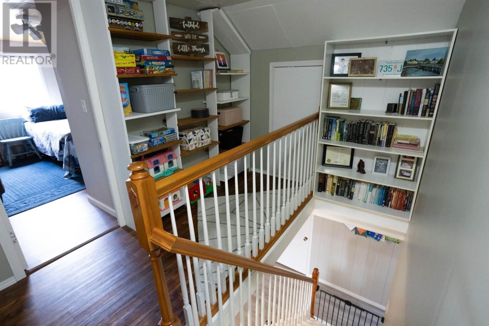 226 FRONT ST Image 26
