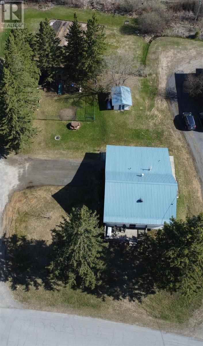 226 FRONT ST Image 32