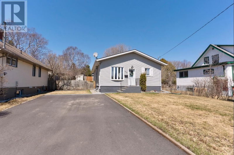 176 Ruttan St Thunder Bay, Ontario