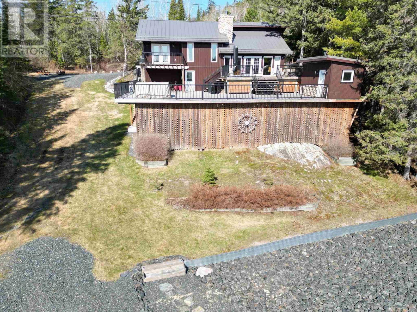 D - 12 INGLIS RD Image 16