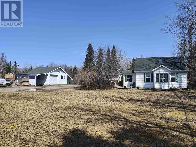 6916 Mapleward Rd Thunder Bay, Ontario