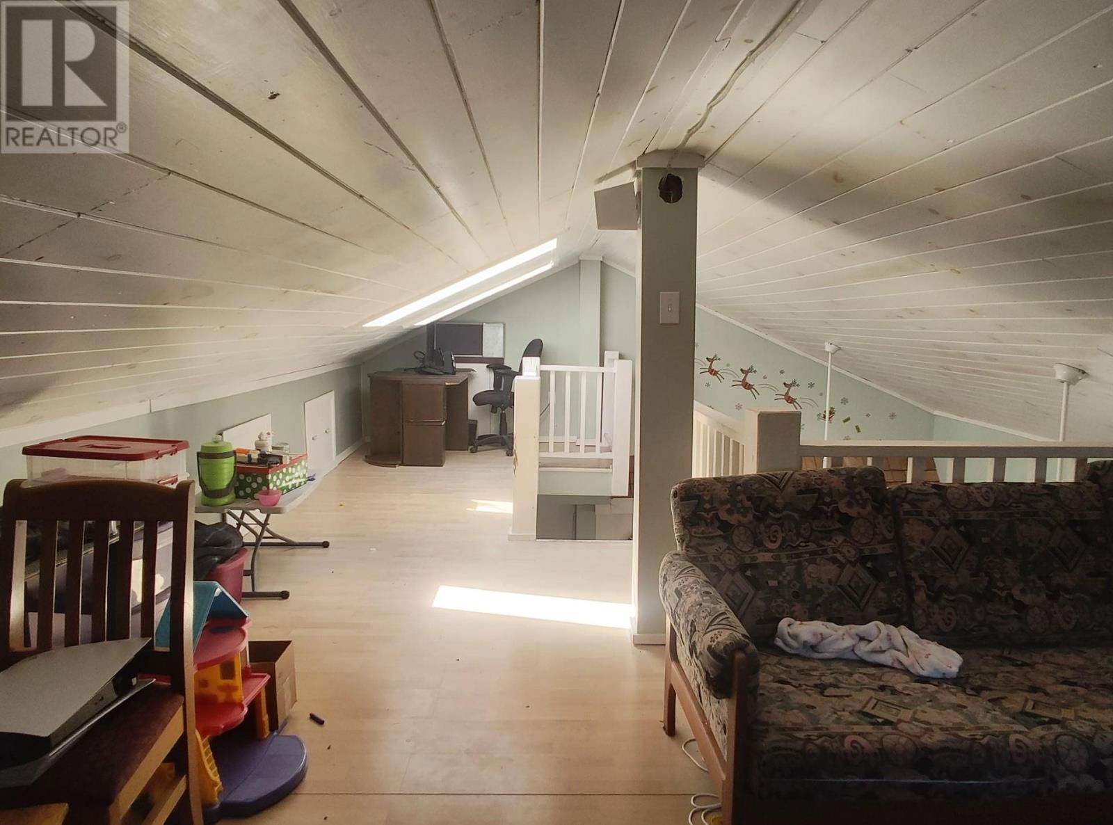 6916 Mapleward Rd Thunder Bay, Ontario
