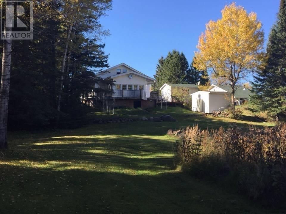 6916 Mapleward Rd Thunder Bay, Ontario