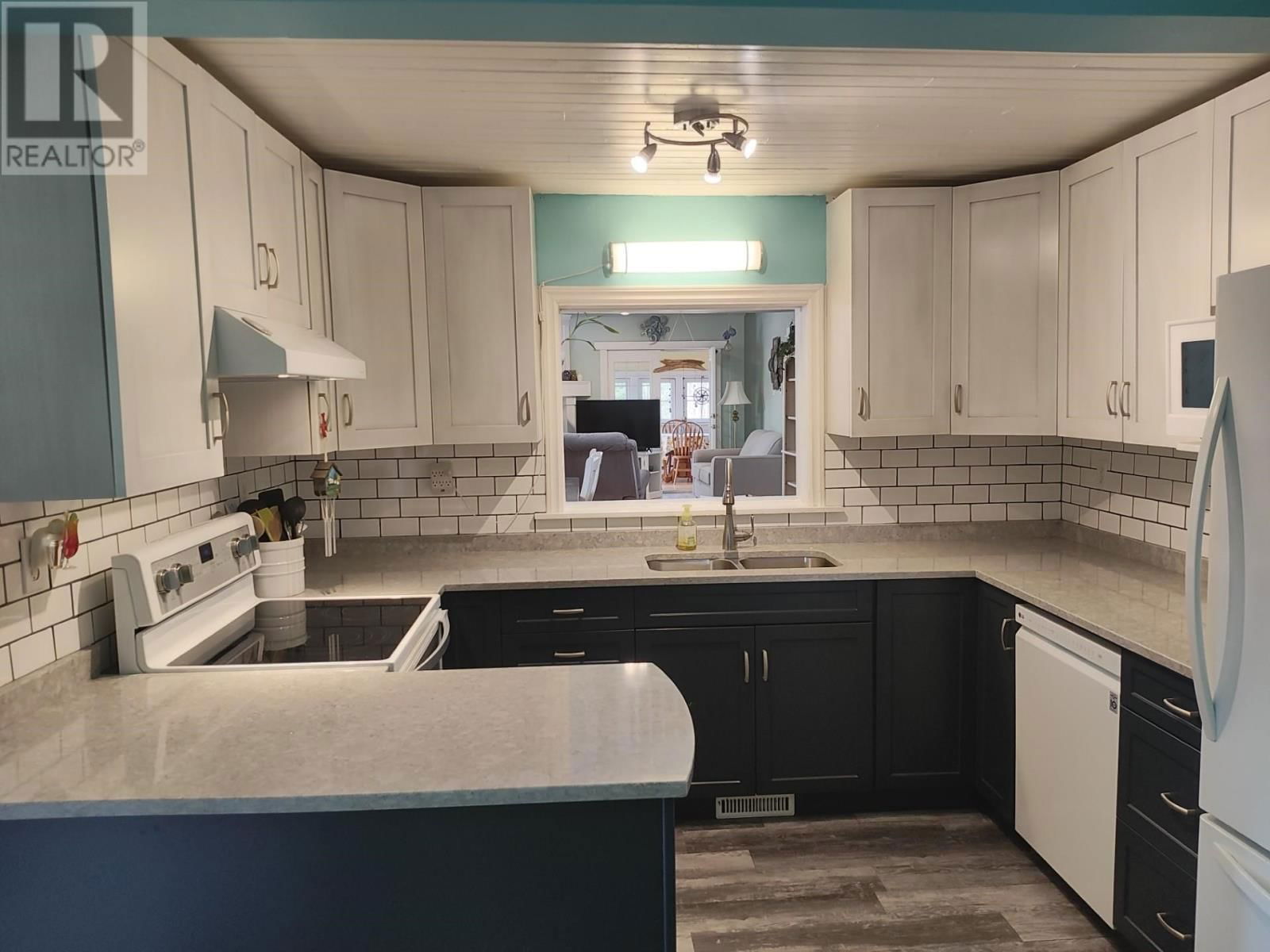 6916 Mapleward Rd Thunder Bay, Ontario