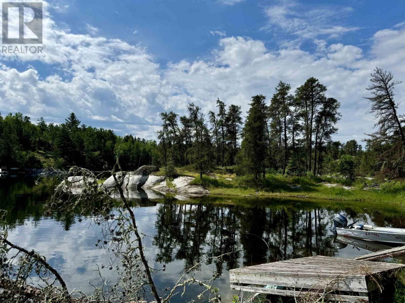 D428 WINNIPEG RIVER Image 24