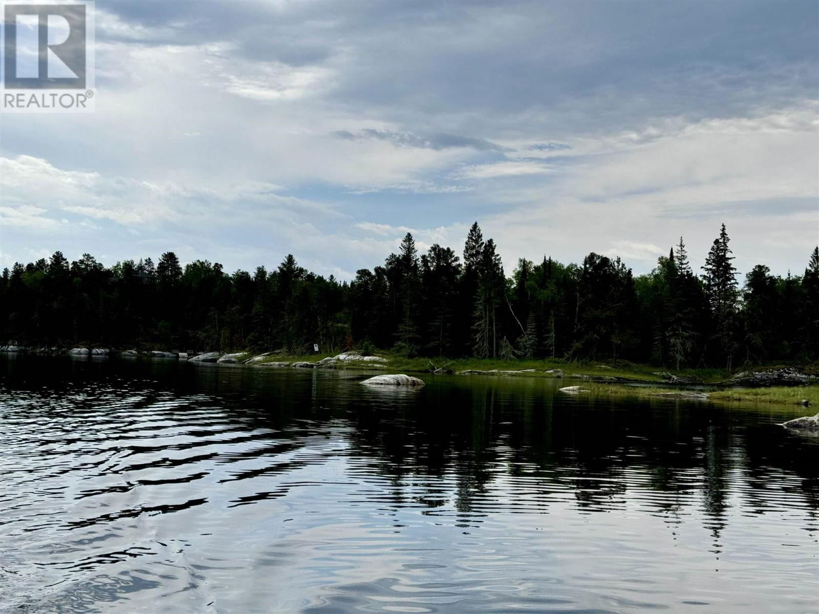 D428 WINNIPEG RIVER Image 26