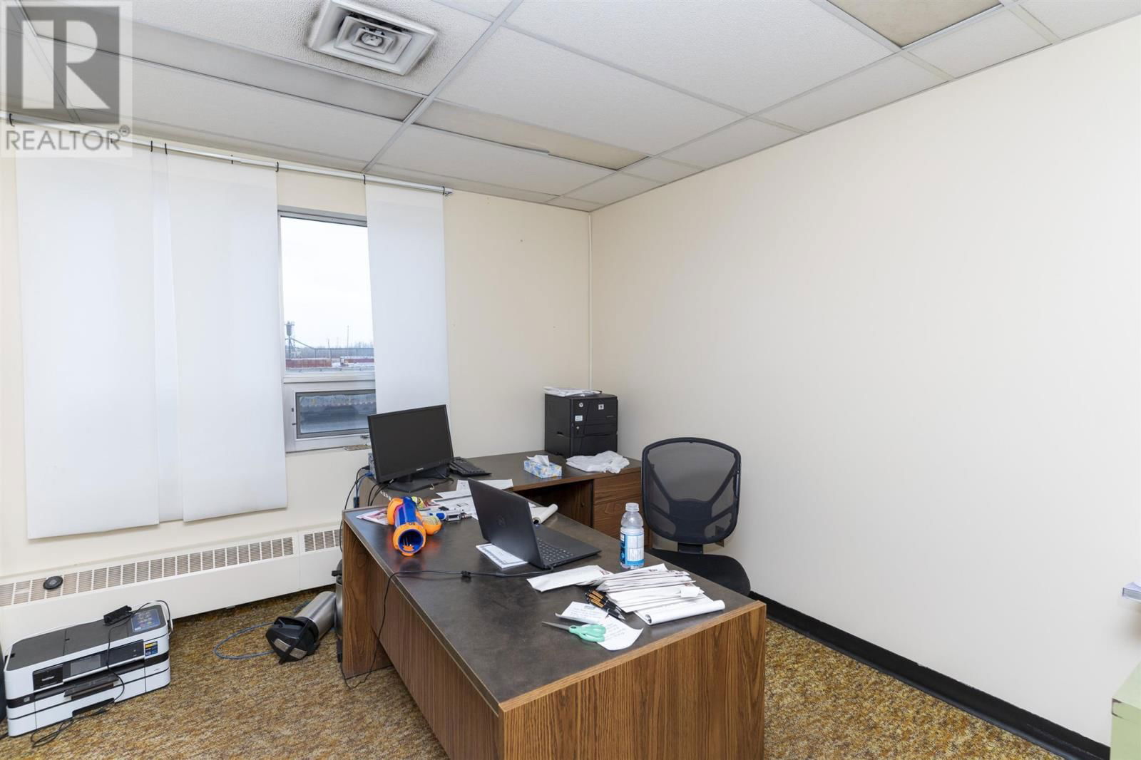 441 HARDISTY ST Image 21