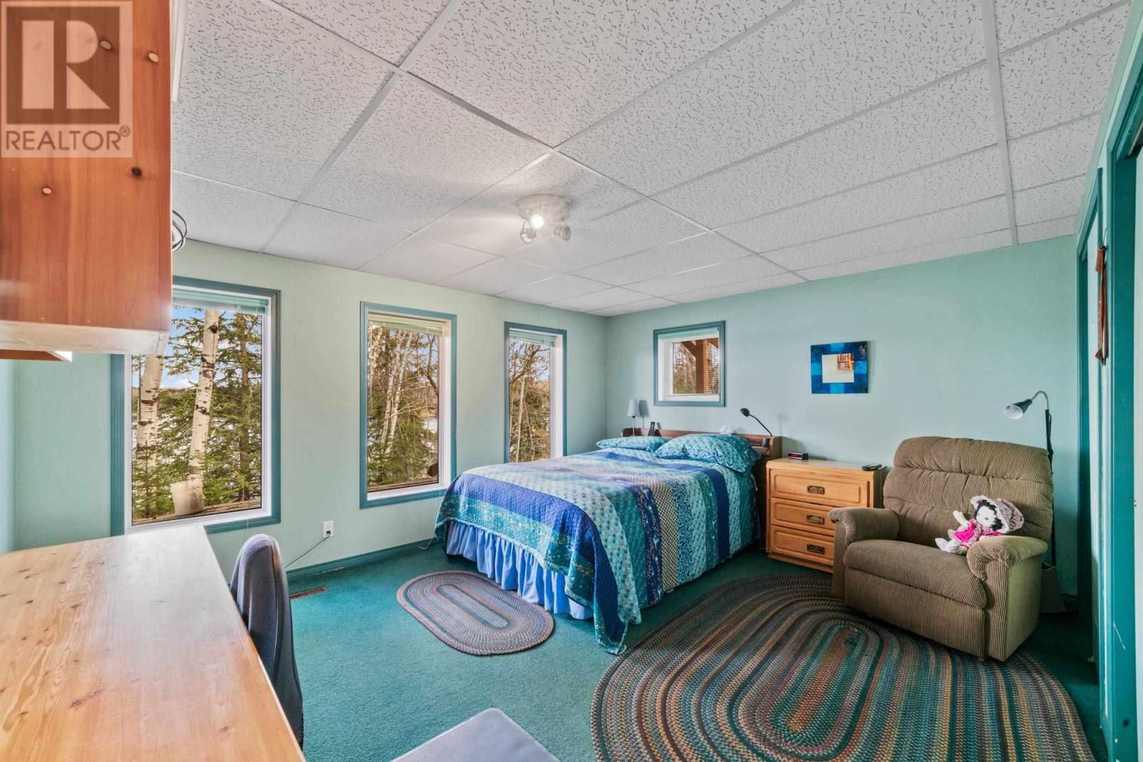 33 COCHENOUR CRES Image 31