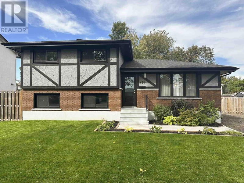 625 Redwood Ave Thunder Bay, Ontario