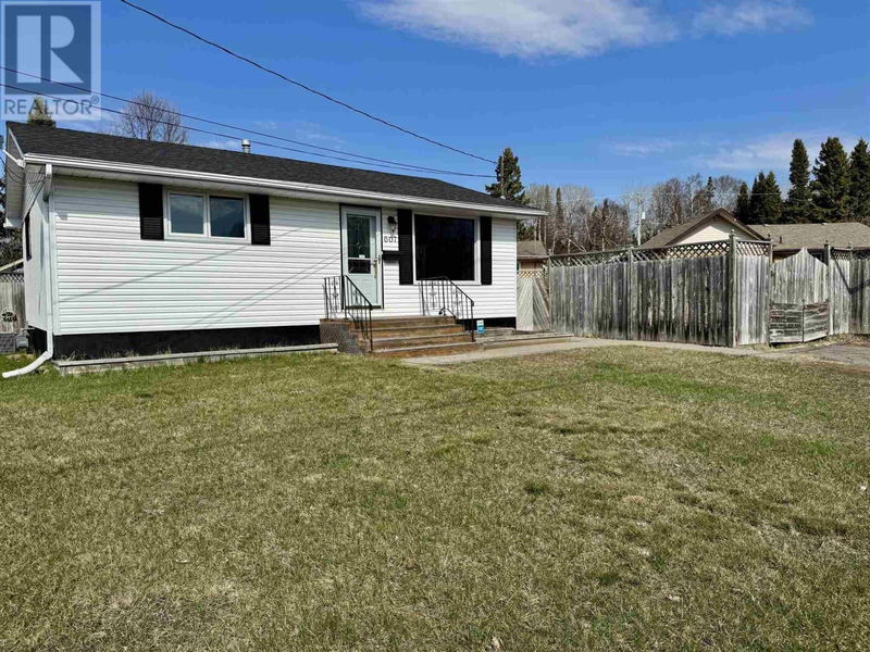607 Dewe Ave Thunder Bay, Ontario