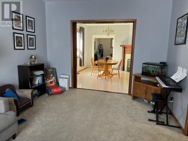Room2