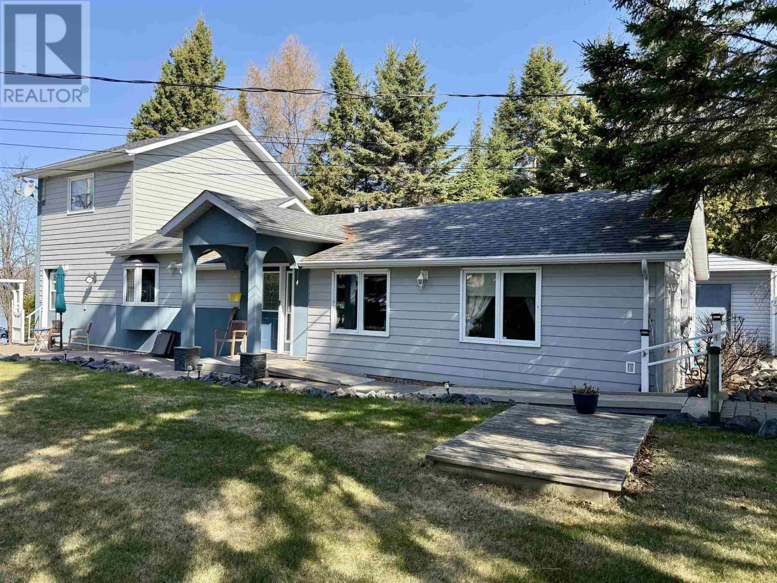 488 FLORAL BEACH RD Image 1