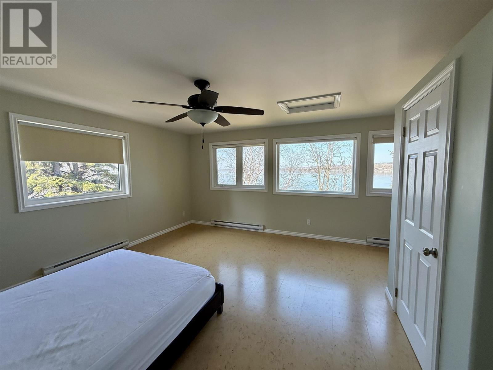 488 FLORAL BEACH RD Image 10