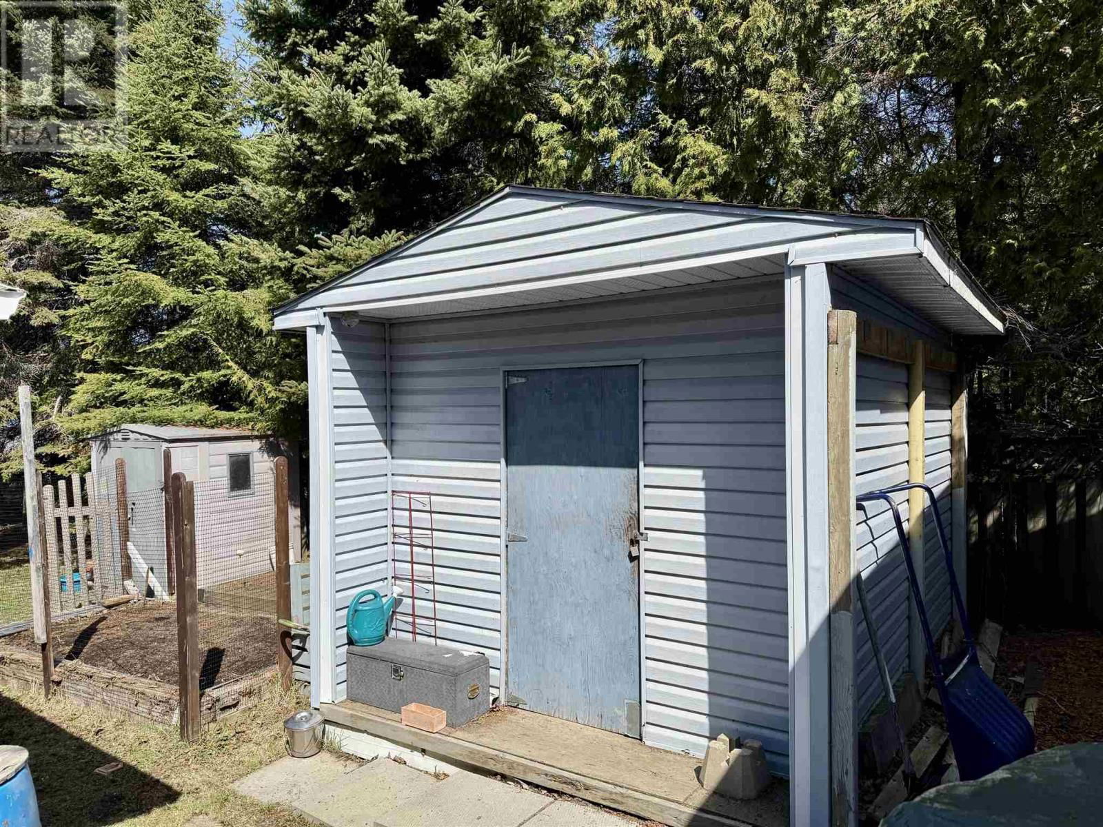 488 FLORAL BEACH RD Image 23
