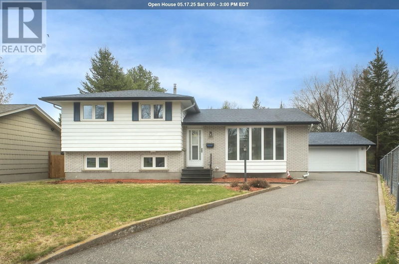 297 Fairbank Place Thunder Bay, Ontario