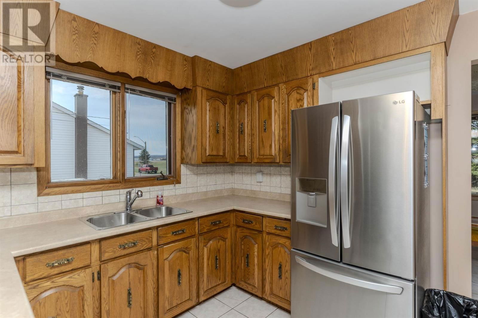 3294 MORGAN AVE Image 14