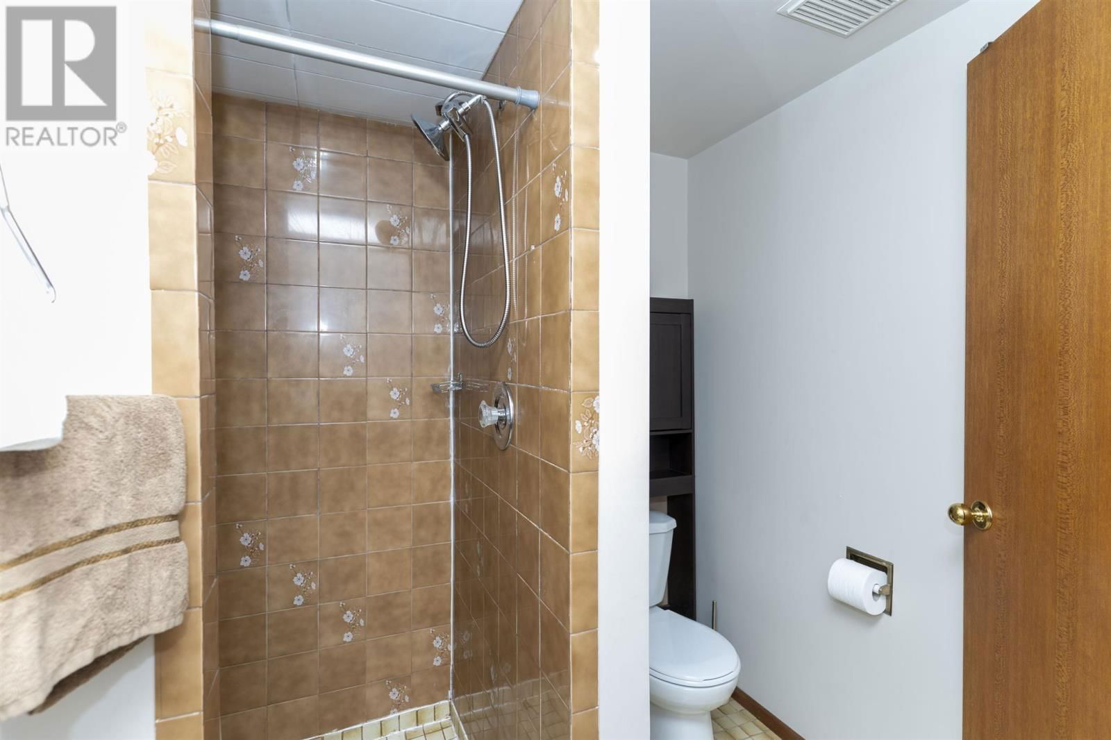 3294 MORGAN AVE Image 31