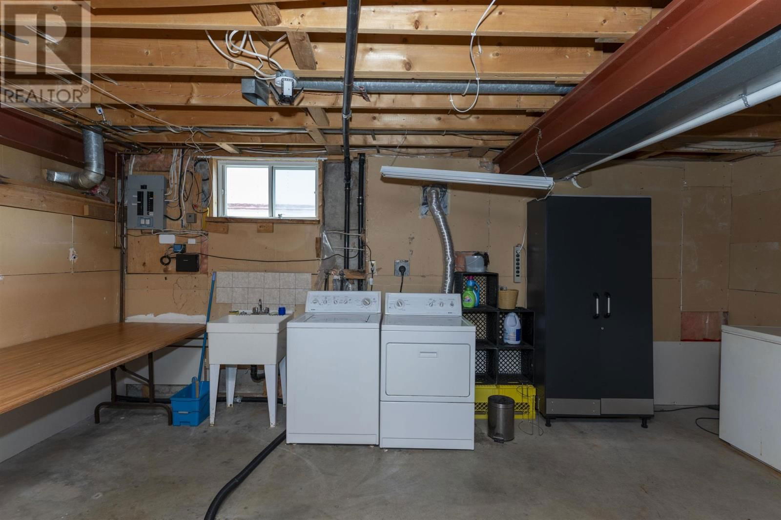 3294 MORGAN AVE Image 36