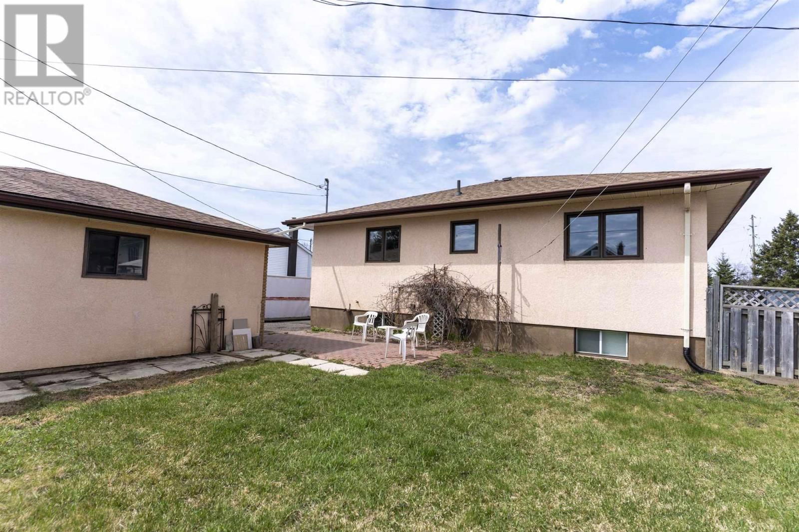 3294 MORGAN AVE Image 4