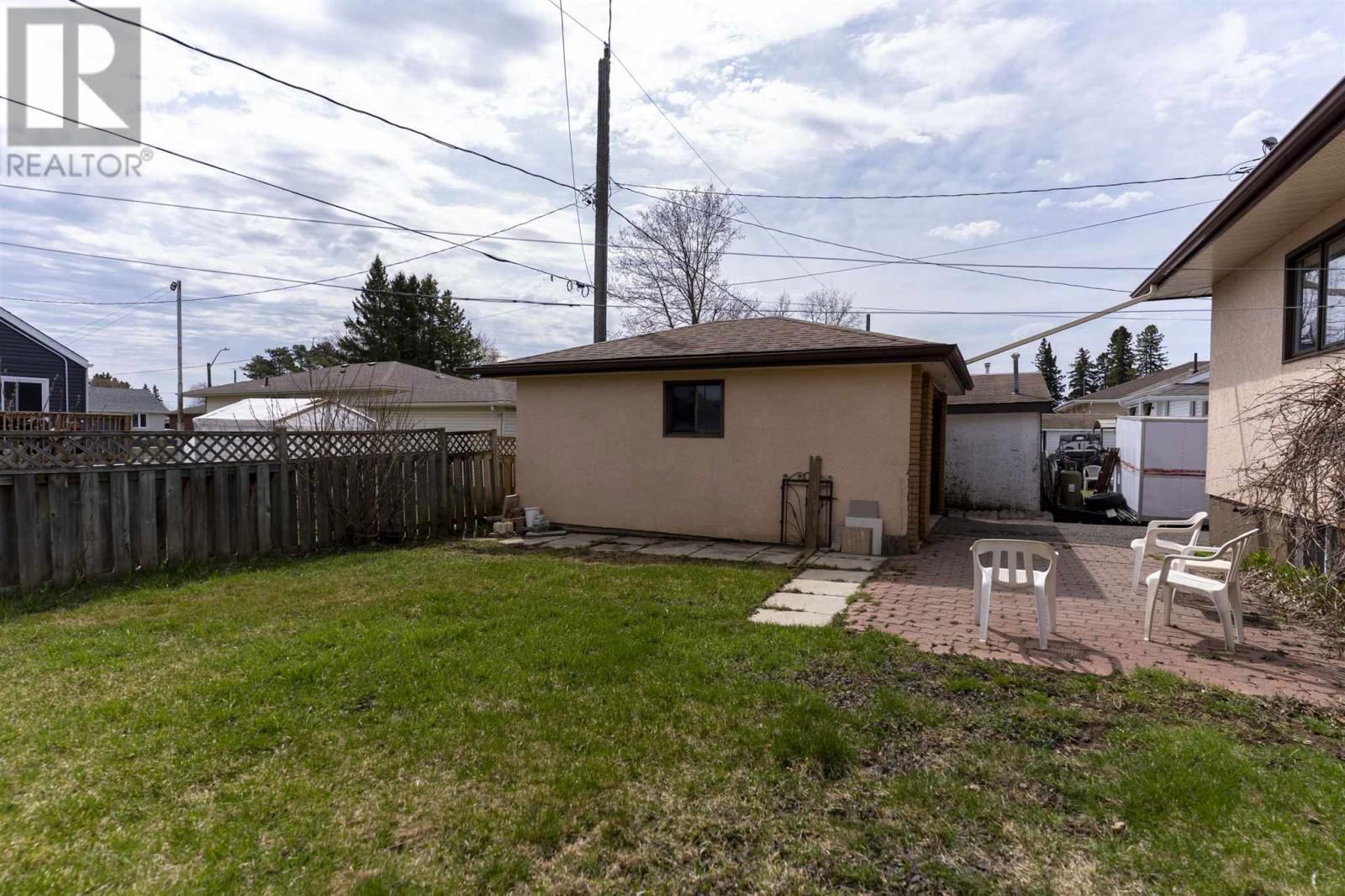 3294 MORGAN AVE Image 40