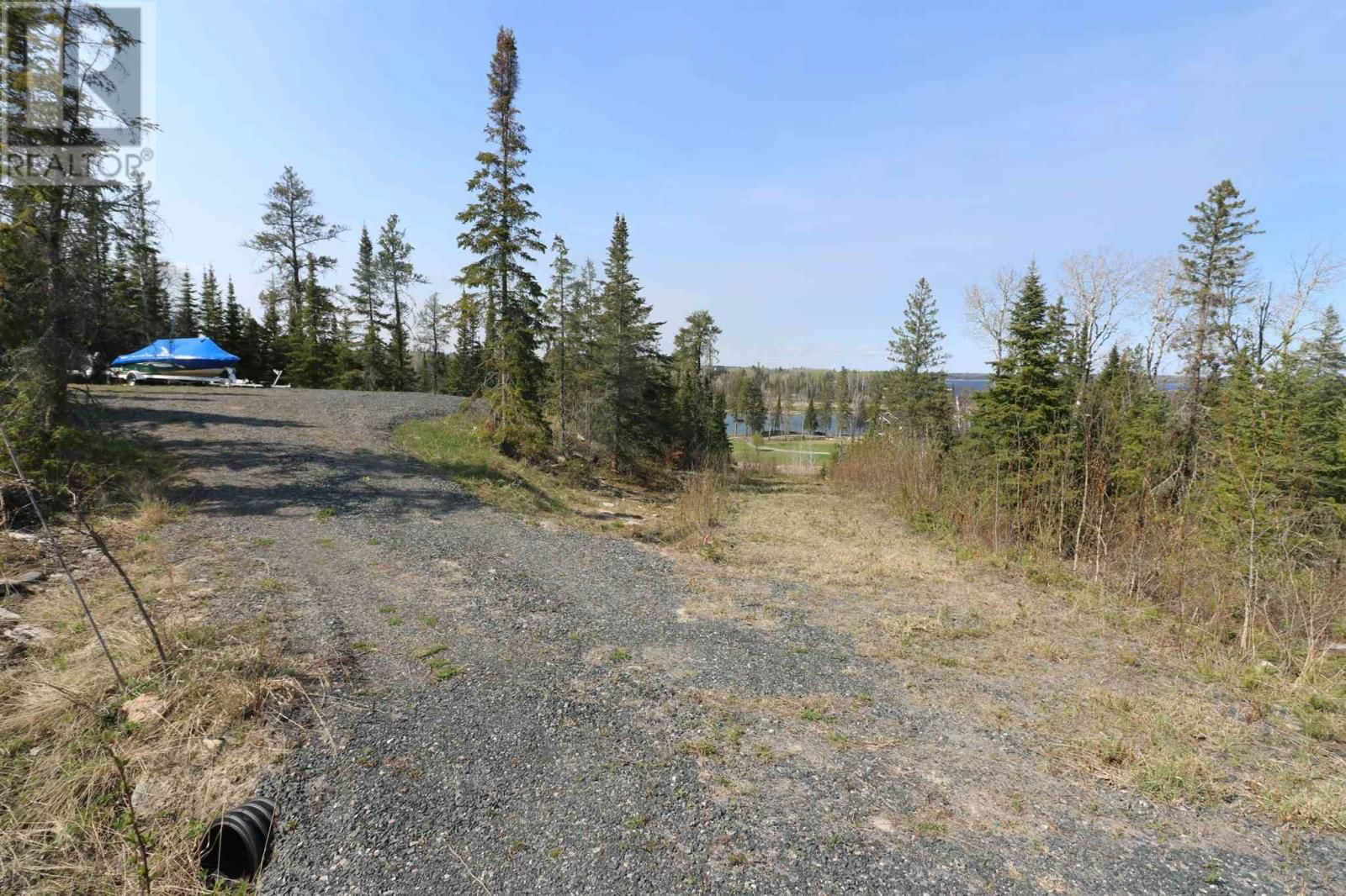Lot - 2 LOUGHEED DR Image 17