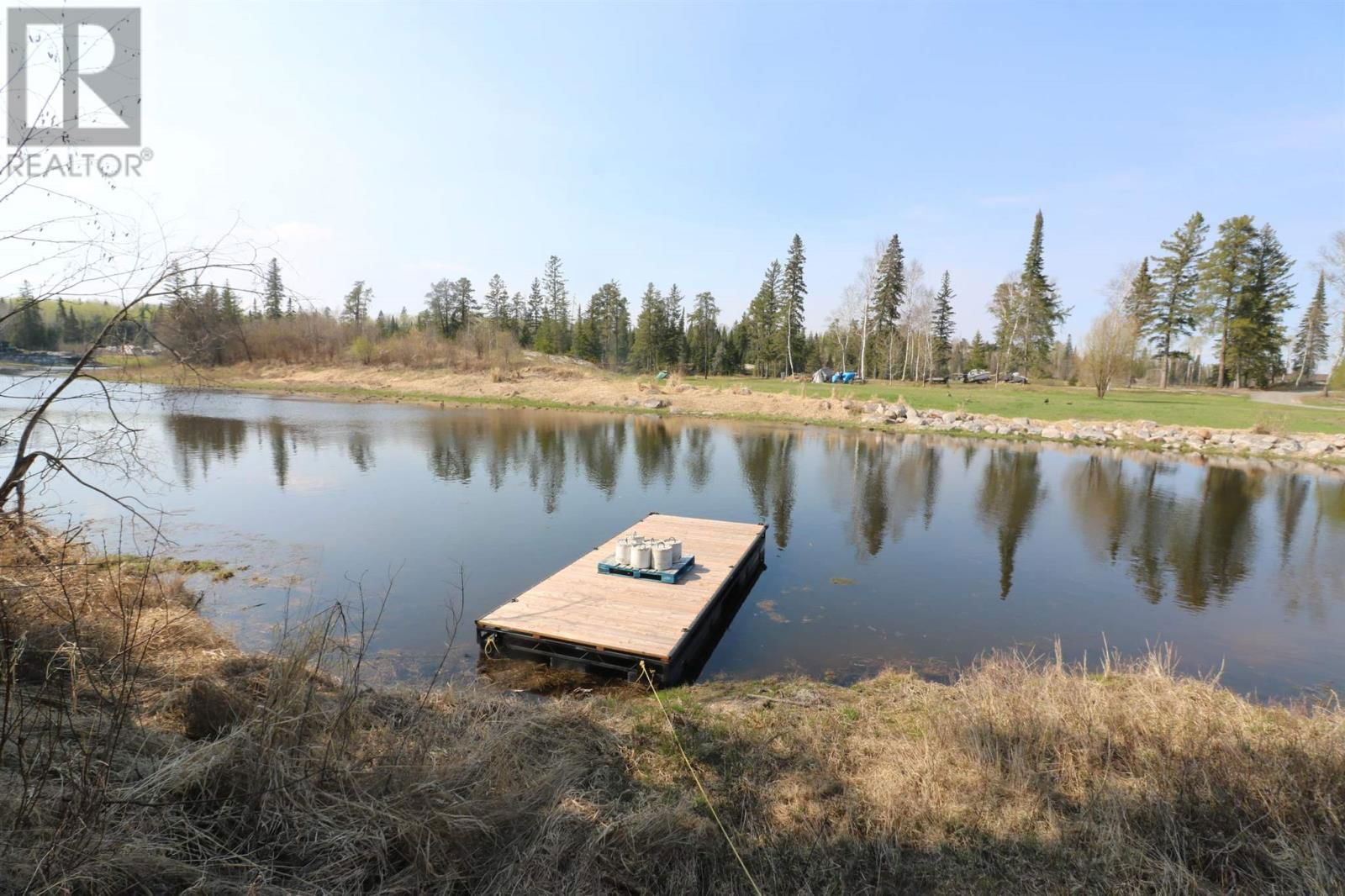 Lot - 2 LOUGHEED DR Image 6