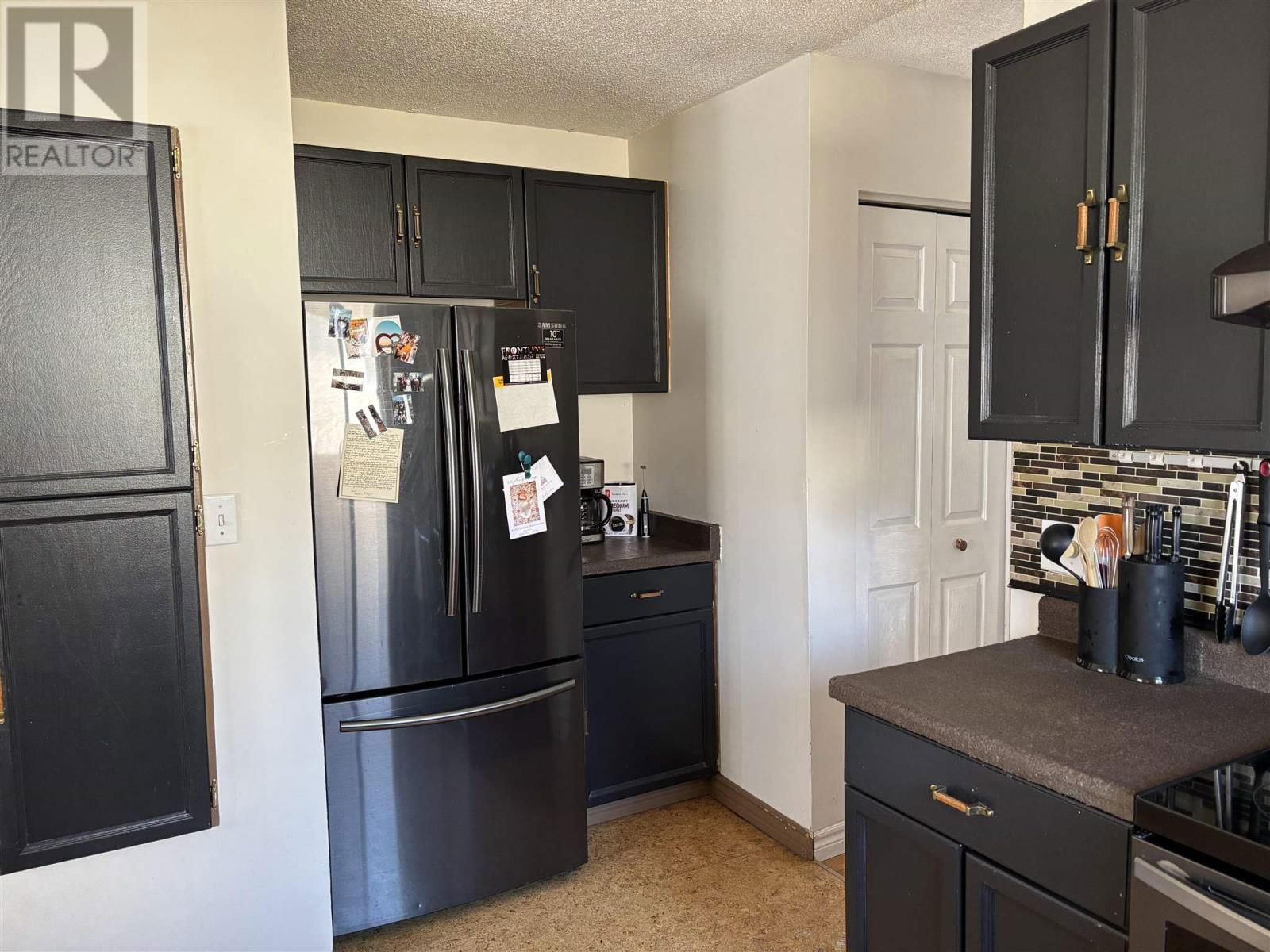 55 JACKSON CRES Image 10