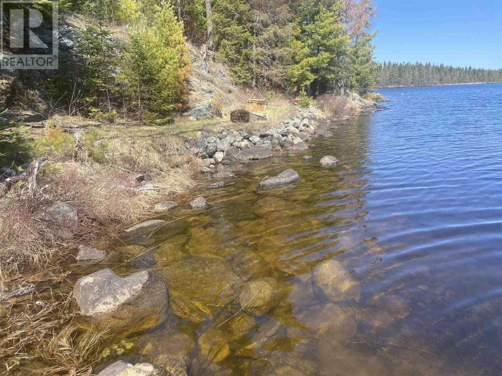 21 WHITE PINES RD Image 32