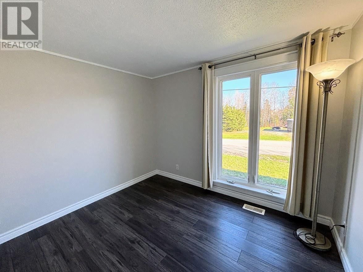 1 PARTRIDGE AVE Image 19