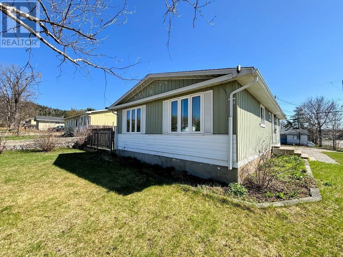 1 PARTRIDGE AVE Image 46