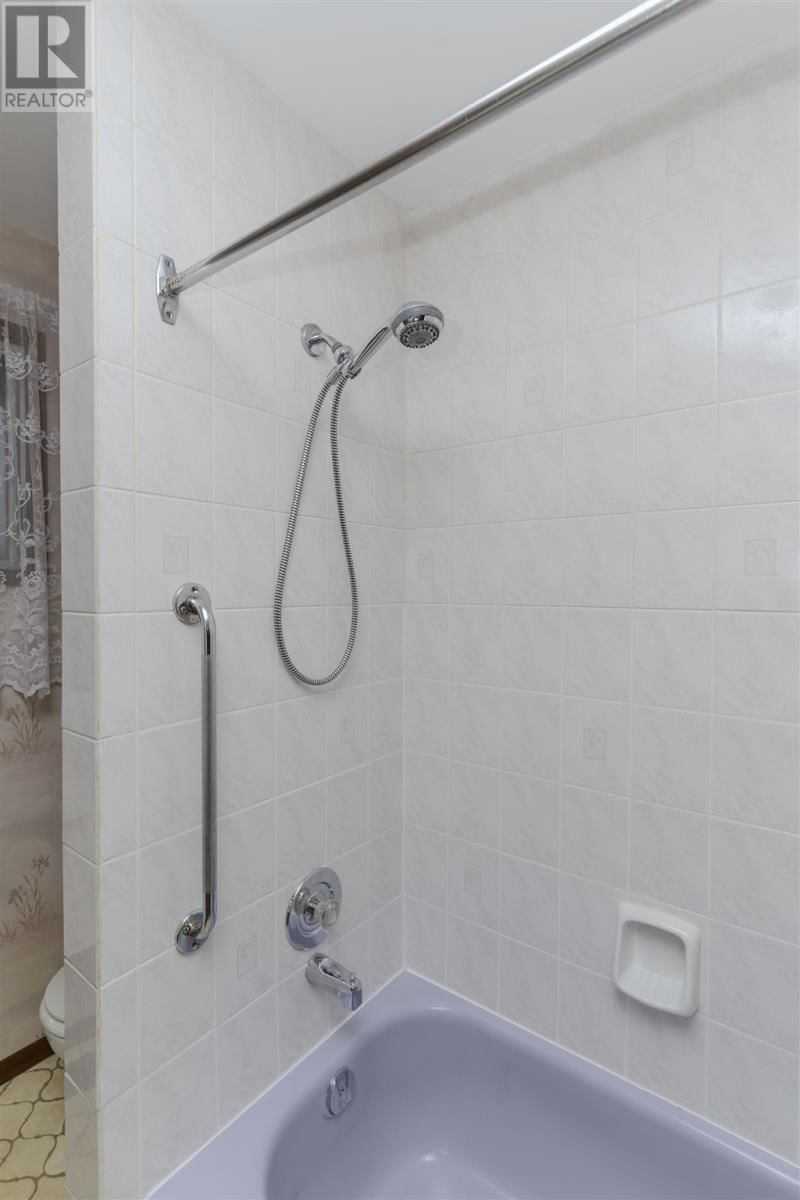224 ANTEN ST Image 19